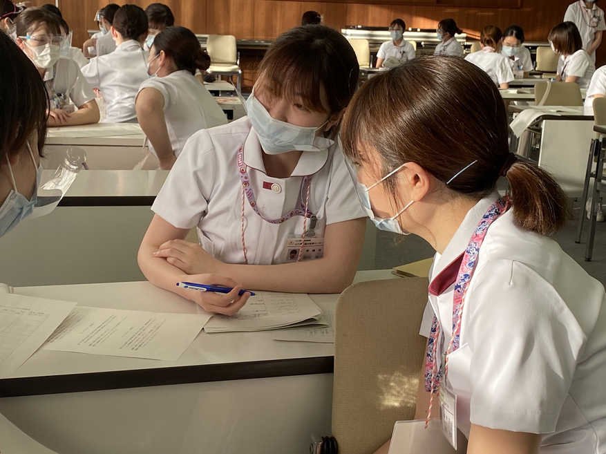 コミュニケーションスキル研修の様子