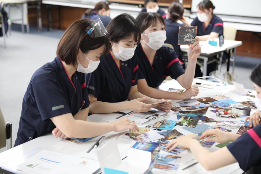 自己認知とセルフケア研修の様子