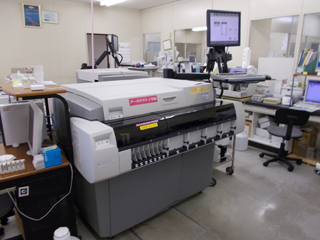 生化学検査室で活躍中の機器画像