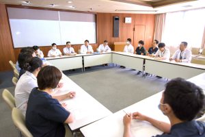NST会議の様子
