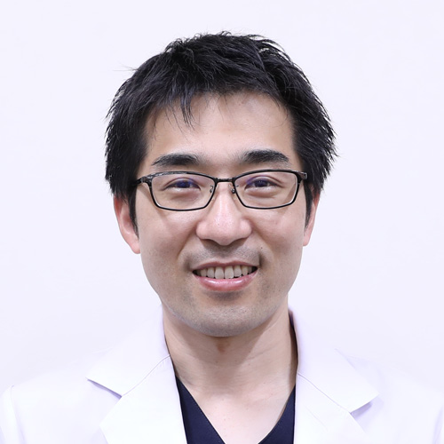 岡﨑 朋也医師の写真