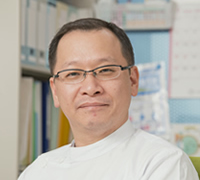 松村 康博 先生の写真