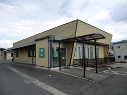 耳鼻咽喉科 ニコニコじびかの外観