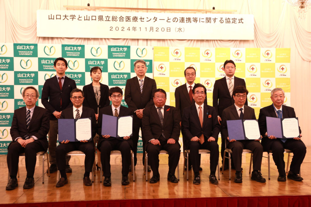 記念撮影の様子