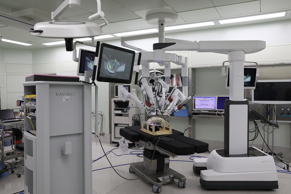 ダビンチ　ロボット手術